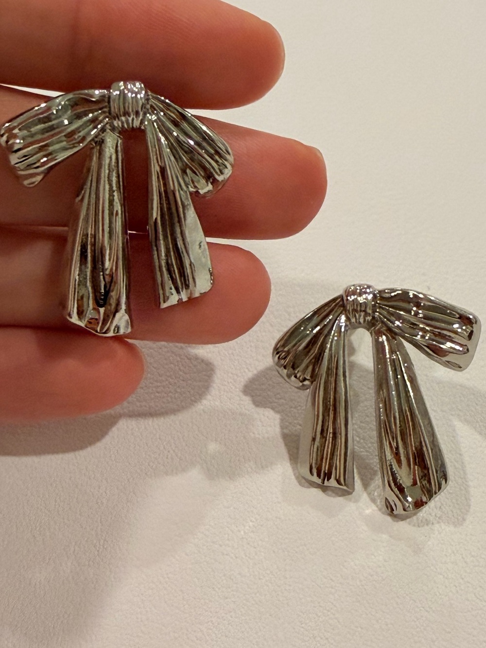 Silver color Bow Ribbon Earrings